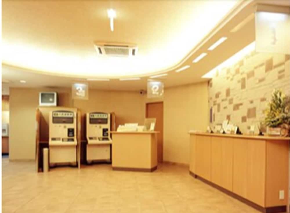 Washington R&B Hotel Kumagaya Ekimae Exterior foto